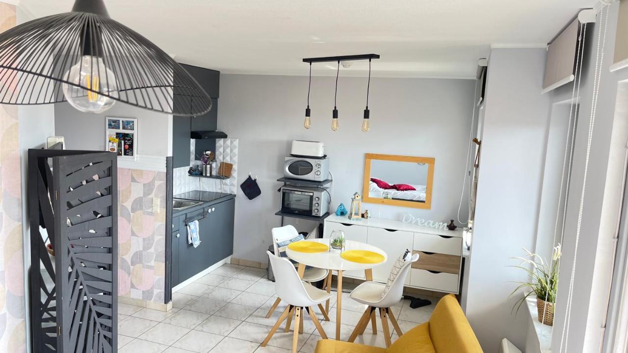 Studio Lumineux Cosy Blankenberge Apartment Bagian luar foto