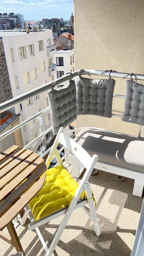 Studio Lumineux Cosy Blankenberge Apartment Bagian luar foto